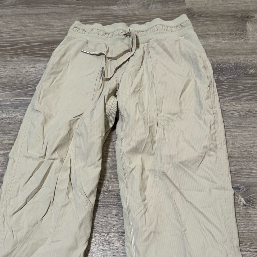 Lululemon Dance Studio Mid-Rise Jogger cropped Length Riverstone Size 4 - Picture 4 of 10